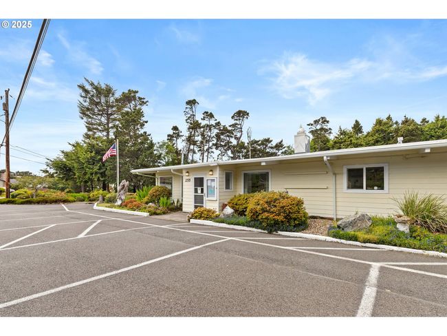 5360 Palisades Dr, House other with 2 bedrooms, 3 bathrooms and 2 parking in Lincoln City OR | Image 38