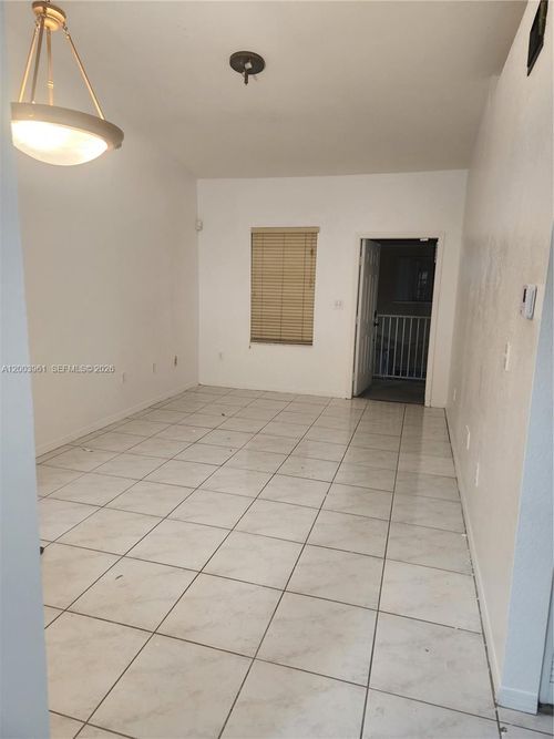 203-4-6972 Nw 179th St, Miami Gardens, FL, 33015-5655 | Card Image