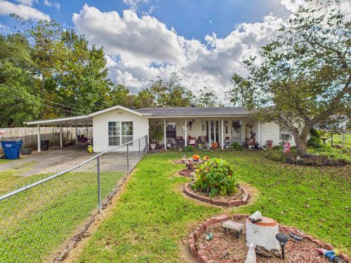 2809 Hogg St, West Orange, TX, 77630-7127 | Card Image