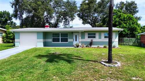 11325 112th Ave, SEMINOLE, FL, 33778-3704 | Card Image