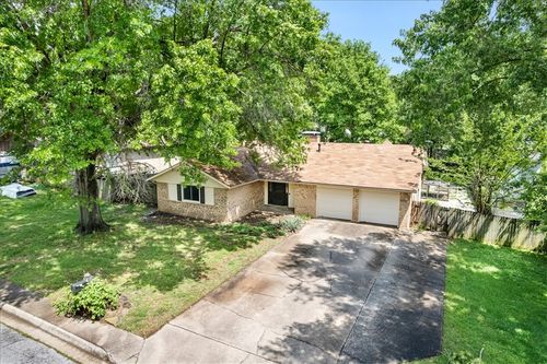 4203 Tomahawk Cir, Springdale, AR, 72764-7559 | Card Image