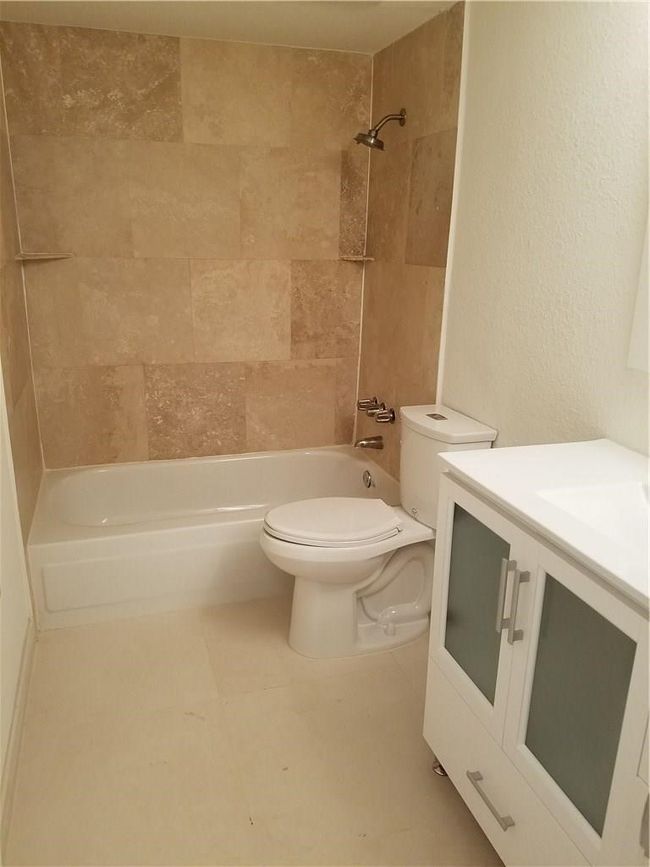 APT-906 - 4748 Old Bent Tree Ln, Condo with 1 bedrooms, 1 bathrooms and null parking in Dallas TX | Image 7