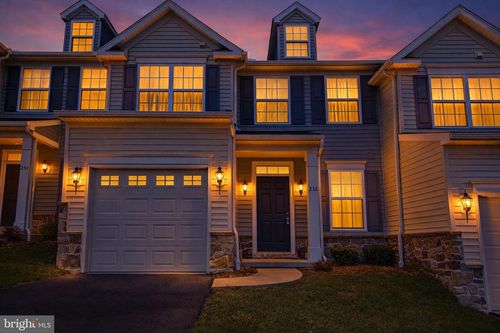 232 Kestrel Ln, Boalsburg, PA, 16827-1748 | Card Image