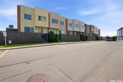 20-103 Willis Crescent, Saskatoon, SK, S7T0X9 | Card Image
