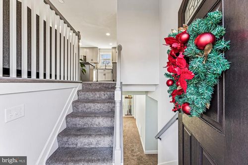 3015 Walnut Ln, WALDORF, MD, 20601-3324 | Card Image