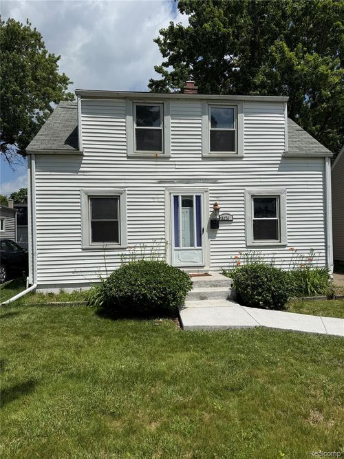 14424 Borgman St, Oak Park, MI, 48237-1134 | Card Image