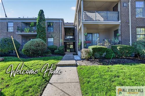 11t-323 Gill Ln, Iselin, NJ, 08830-2832 | Card Image