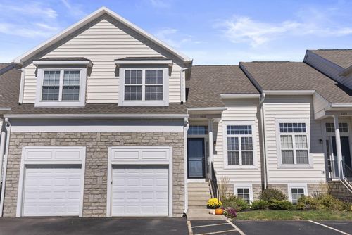 7016 Churchill Downs Dr, New Albany, OH, 43054-8016 | Card Image