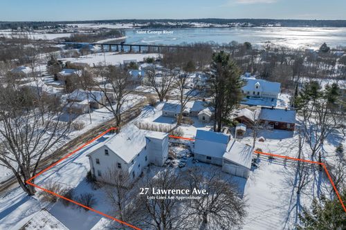 27 Lawrence Avenue, Thomaston, ME, 04861 | Card Image