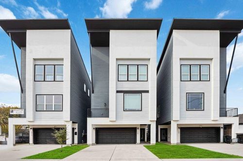 705 Gregg St, Houston, TX, 77020-6150 | Card Image