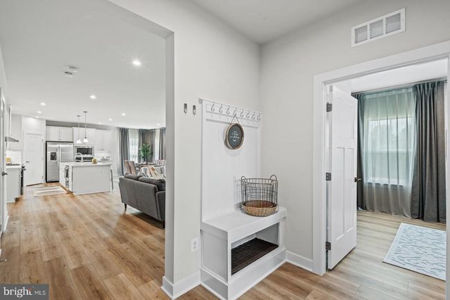 8005 International Dr, House other with 6 bedrooms, 5 bathrooms and null parking in WARRENTON VA | Image 23