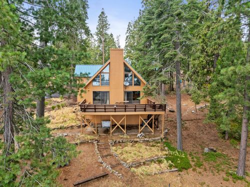 38018 Glenwood Ln, Shaver Lake, CA, 93664-9702 | Card Image