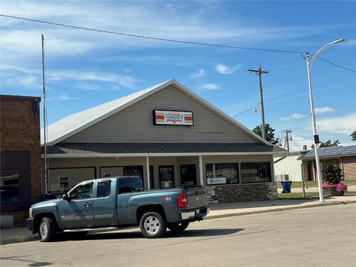 122 Main St, Van Horne, IA, 52346-9718 | Card Image