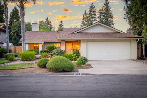 1750 E Deyoung, Fresno, CA, 93720 | Card Image