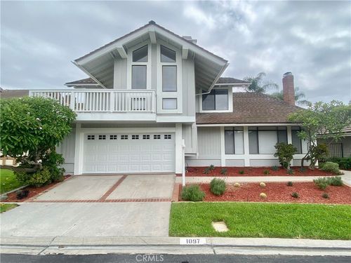 1097 Danielle Dr, Costa Mesa, CA, 92626 | Card Image