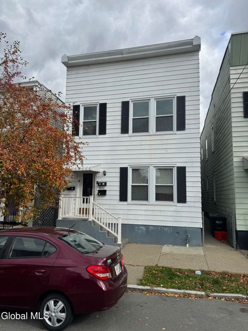 2-1620 6th Ave, Watervliet, NY, 12189-2668 | Card Image