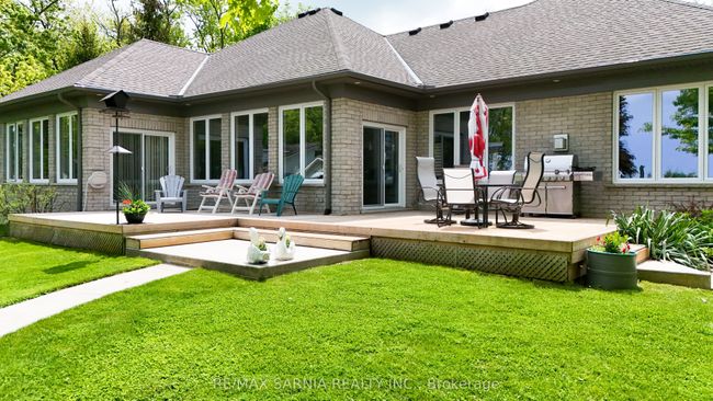 3394 Schram Dr, House other with 4 bedrooms, 3 bathrooms and 8 parking in Camlachie ON | Image 7