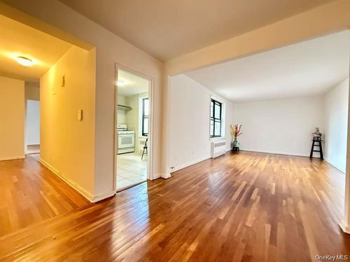 3fl-38-15 149th St, Flushing, NY, 11354-6315 | Card Image