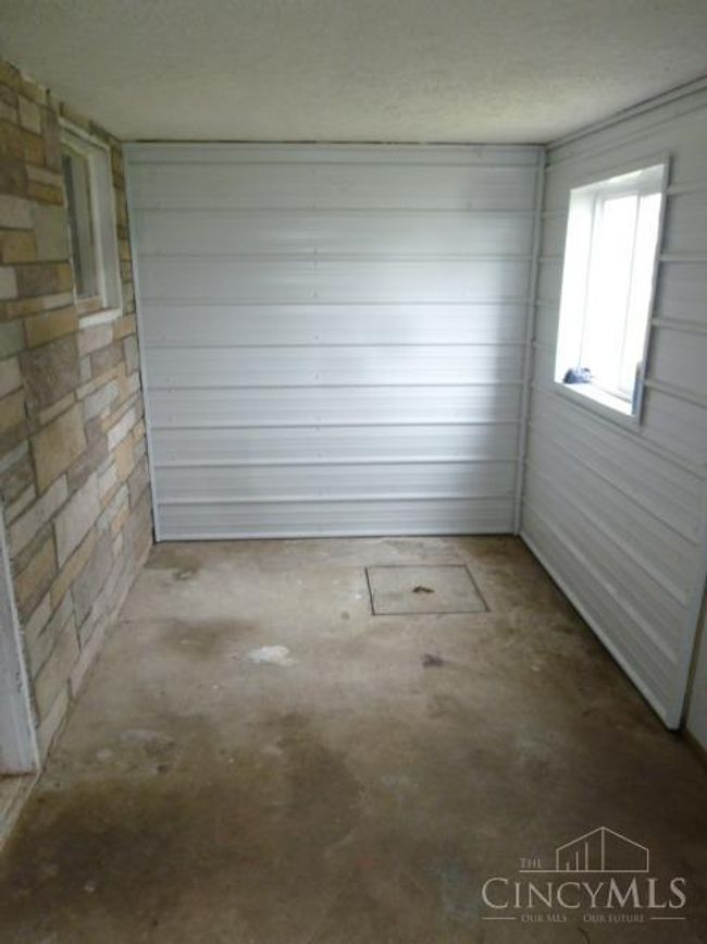 605 E 7 Th St, House other with 1 bedrooms, 1 bathrooms and null parking in Manchester OH | Image 27