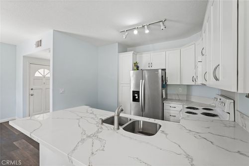 unit-e-2426 Pleasant Way, Thousand Oaks, CA, 91362-3272 | Card Image