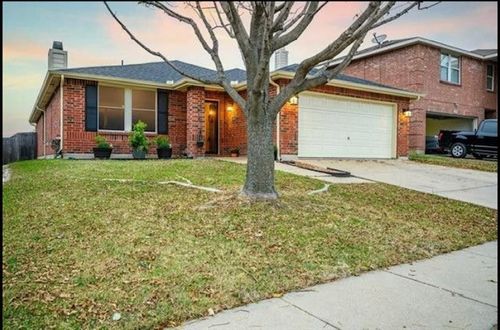 617 Almandora Dr, Arlington, TX, 76002-4503 | Card Image