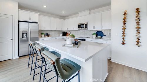 3250 Floral Paseo, Ontario, CA, 91761 | Card Image