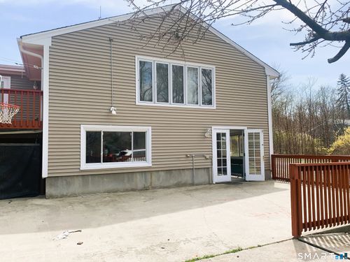 15 Coral Dr, Shelton, CT, 06484-3454 | Card Image