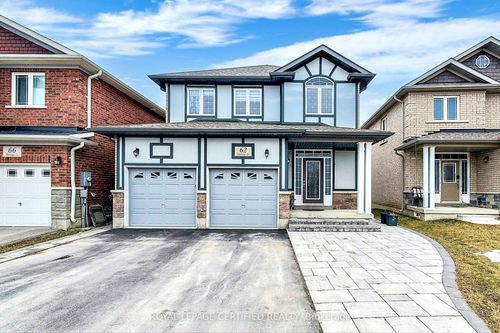 62 Heritage St, Bradford, ON, L3Z0X4 | Card Image
