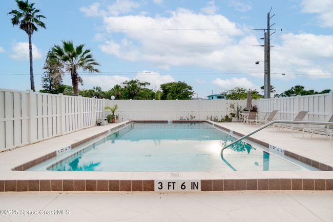 201 - 1527 S Atlantic Ave, Condo with 3 bedrooms, 2 bathrooms and null parking in COCOA BEACH FL | Image 24