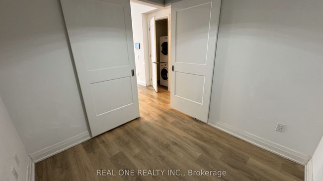 215 - 21 Park St E, Condo with 2 bedrooms, 2 bathrooms and null parking in Mississauga ON | Image 26