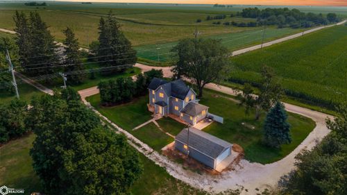 2107 Erickson Ave, Webster City, IA, 50595-7488 | Card Image