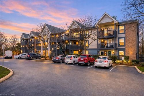 222-2030 Cleaver Ave, Burlington, ON, L7M4C3 | Card Image