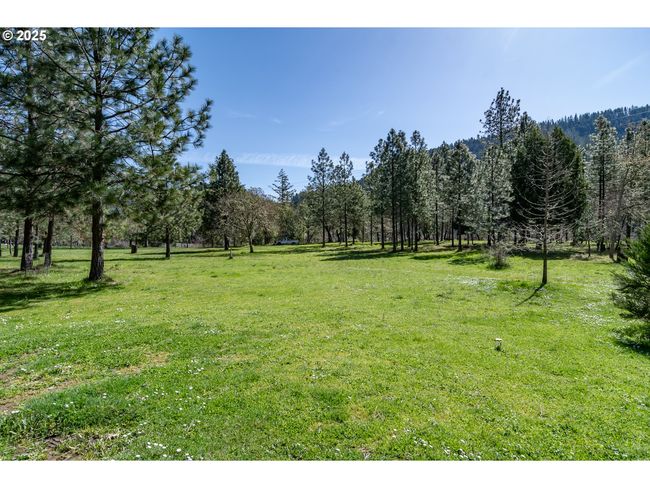22638 Tiller Trail Hwy, House other with 4 bedrooms, 3 bathrooms and 2 parking in Days Creek OR | Image 34