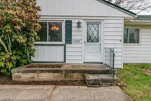 7165 Anthony Ct, Madison, OH, 44057-1501 | Card Image