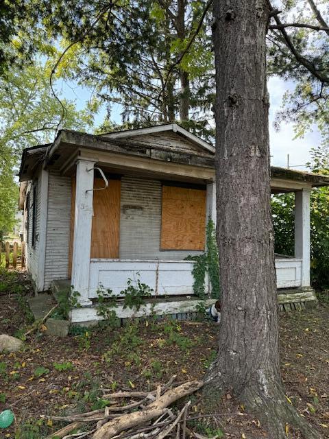 Manchester Ave, Columbus, OH 43211