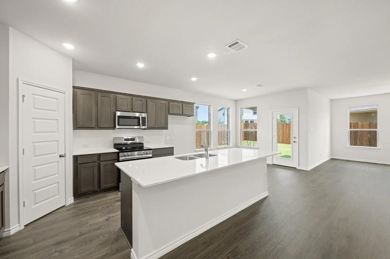 Residential Lease in Denton 2