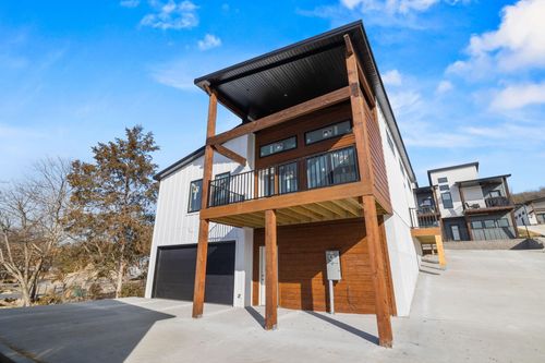 31-47 Old Oakhill, Reeds Spring, MO, 65737-4235 | Card Image