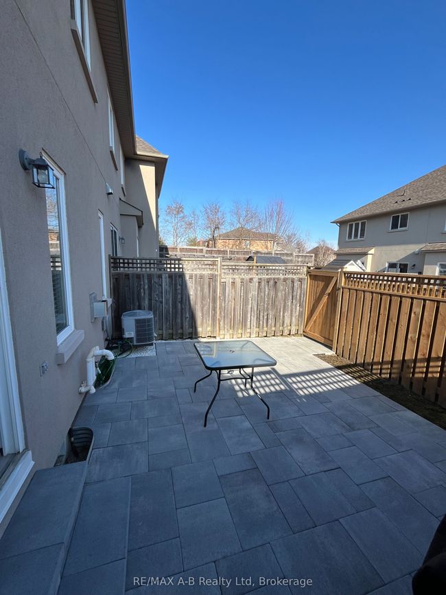 19 - 19 Valleyside Lane, Condo with 3 bedrooms, 3 bathrooms and 1 parking in Dundas ON | Image 26