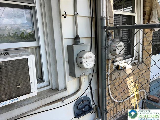 619 N Jasper St, Townhouse with 2 bedrooms, 1 bathrooms and null parking in Allentown PA | Image 21