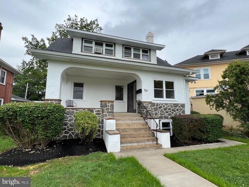 741 Main St, PHOENIXVILLE, PA, 19460-3823 | Card Image