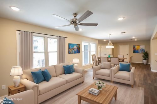 202 Glen Oaks Dr, Clear Lake, IA, 50428-8672 | Card Image