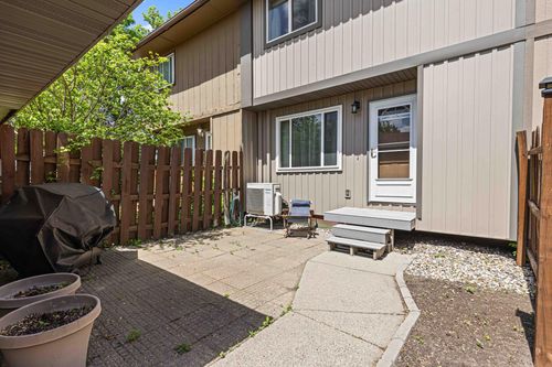 561 4th Avenue Nw, West Fargo, ND, 58078 | Card Image