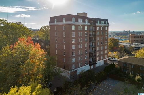 apt-100-2716 Hanover Cir S, BIRMINGHAM, AL, 35205-1734 | Card Image