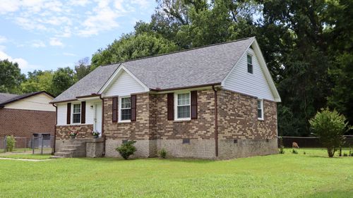 2528 Mcginnis Dr, Nashville, TN, 37216-4204 | Card Image