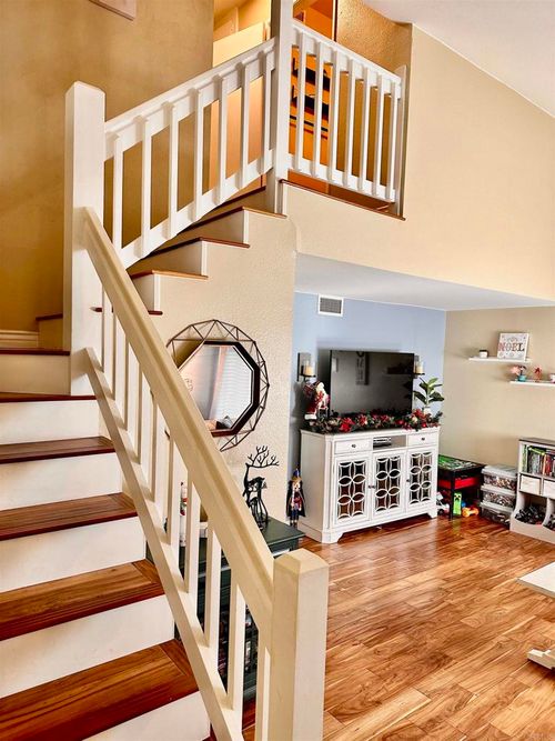 10862 Caravelle Pl, San Diego, CA, 92124-2047 | Card Image