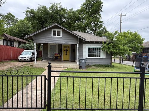 801 Wayne St, Dallas, TX, 75223-1646 | Card Image