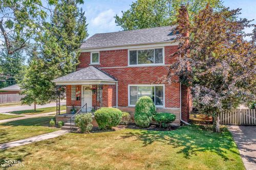 796-798 Harcourt Rd, Grosse Pointe Park, MI, 48230-1832 | Card Image