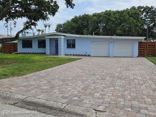 550 Capri Rd, Cocoa Beach, FL, 32931-3094 | Card Image