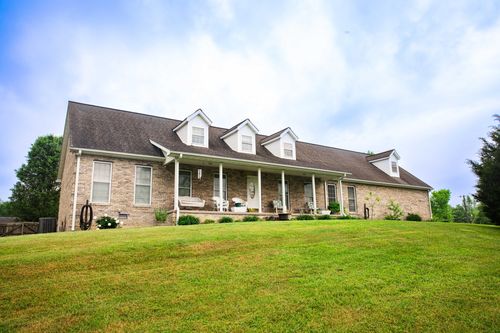 101 Kim Lane, Middlesboro, KY, 40965 | Card Image