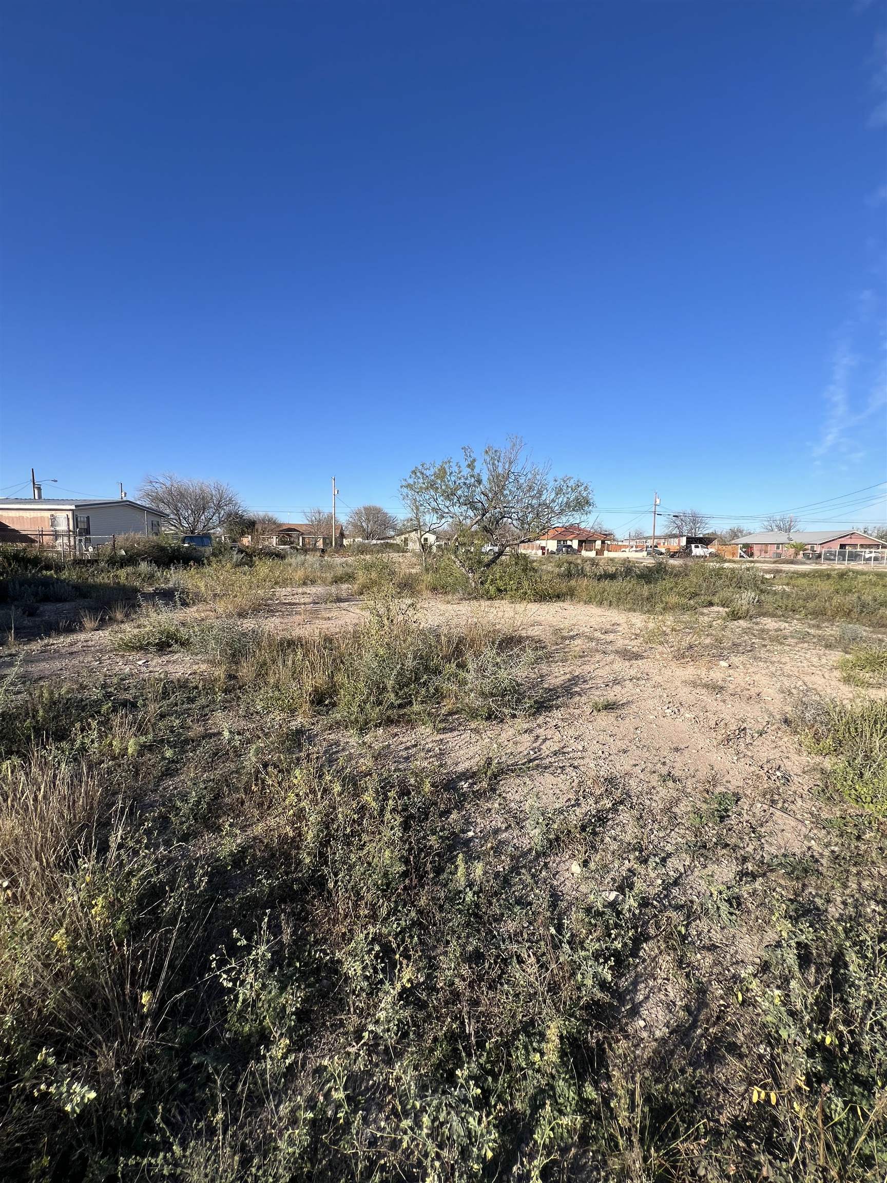 Land in Del Rio 3